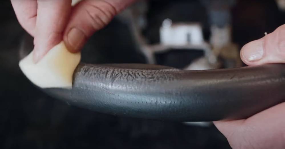 How to Use Leather Repair Cream to Repair Leather Goods (+Video) | MAVI STEP EUROPE Як користуватися рідкою шкірою для ремонту шкіряних виробів: варіант «Максимальний Pro»